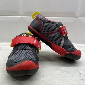 Ty Plae Shoes- Red/Steel